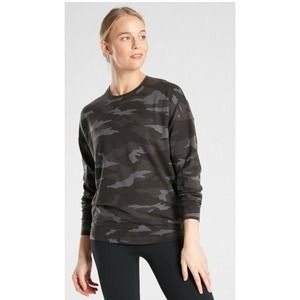 Athleta Small Black Camo Studio‎ To Street Sweatshirt Top Women's Yoga Fitness